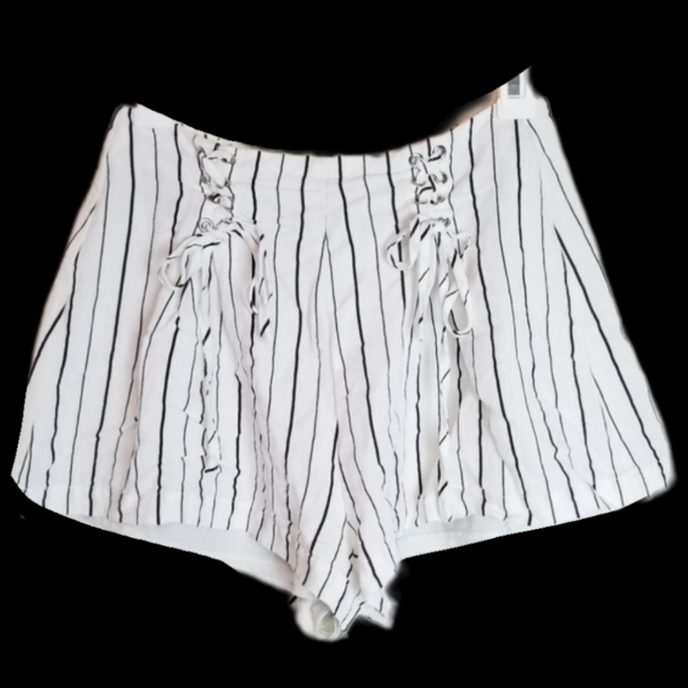 L'ATISTE high waisted lace up striped shorts